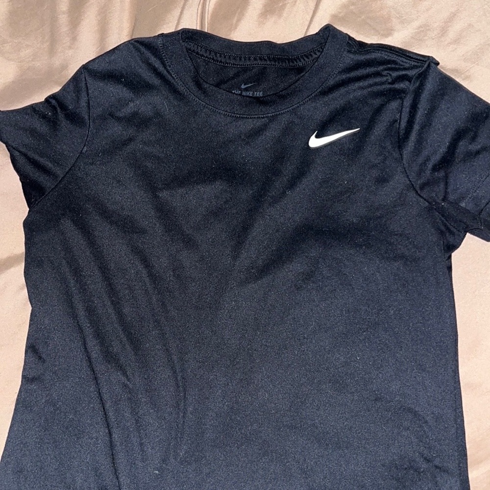 nike t shirt